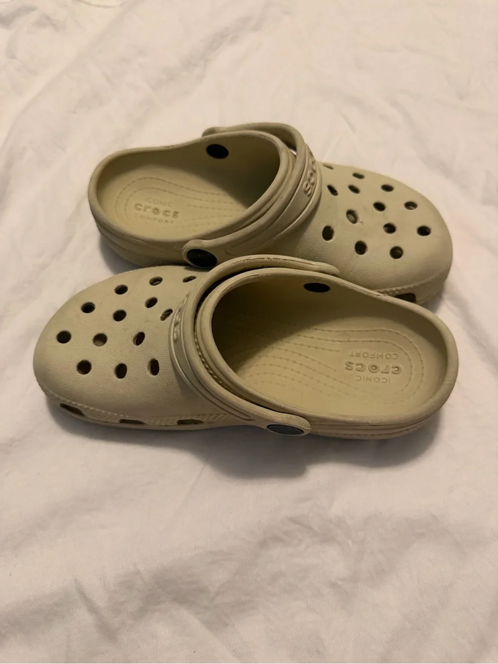 CROCS Kids Classic Clog in Beige